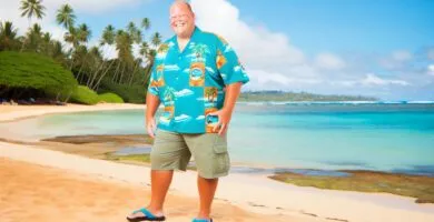 How to Wear a Miami Dolphins Hawaiian Shirt to Show Off Your Team Spirit? 8 show off dolphins spirit